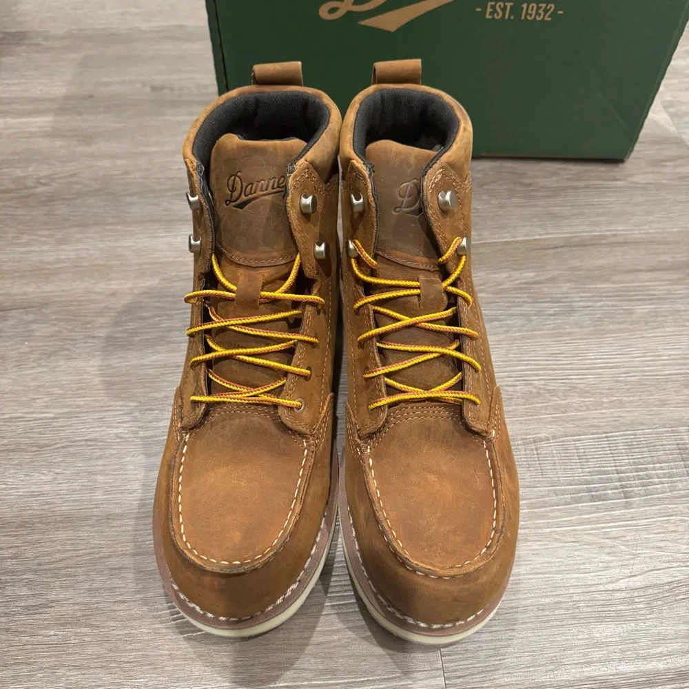 Danner Cedar River 6” Brown Suede Leather Lace Up Boots 14300
